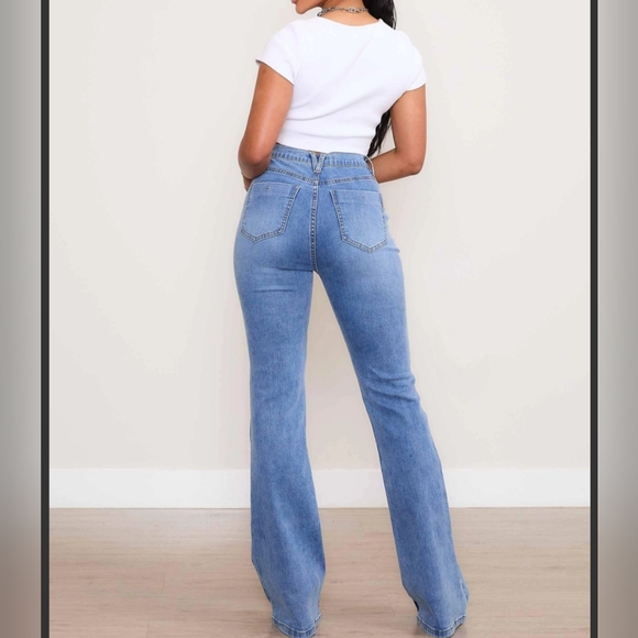 #535 SALE 🛑(5) CHIC, SEXY SQUARE POCKET BOOTCUT LEG DENIM JEAN - Picture 3 of 7